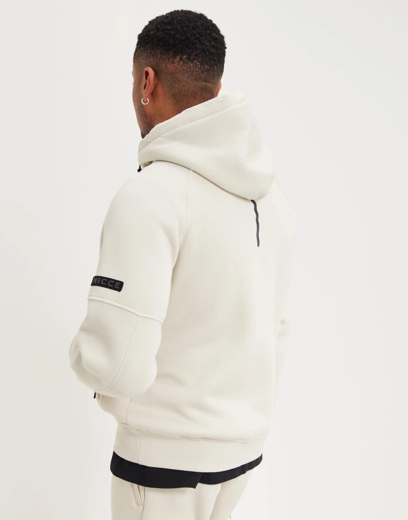 RELAY HALF ZIP HOOD