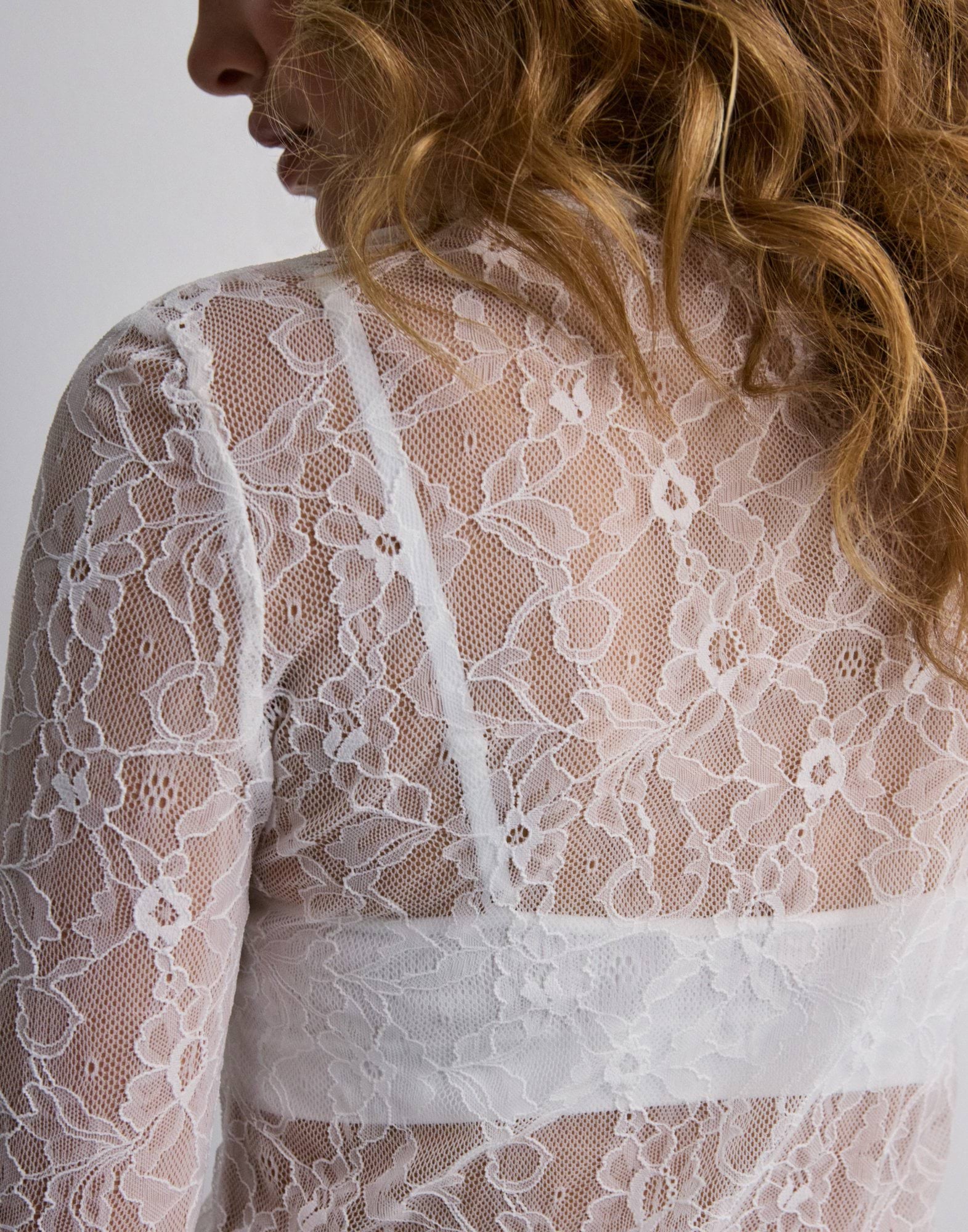 TIE FRONT LACE INSERT LAYER IN THE HILLS OF TUSCANY