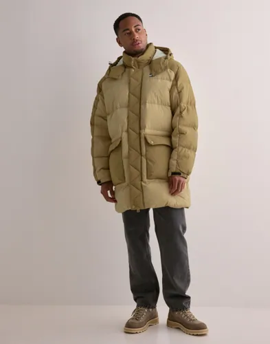 Beige tvåfärgad parka från Tommy Jeans med avtagbar luva och dragkedja