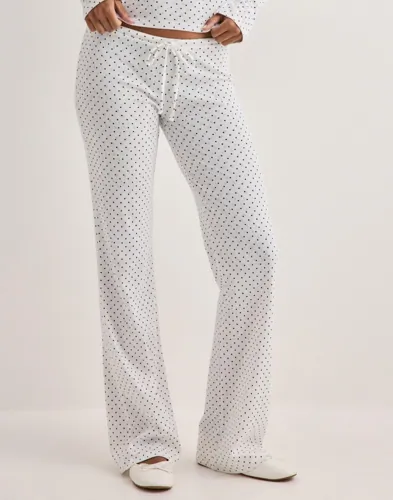 Nelly Cute Print Pants mjukisbyxor dam – bild 3