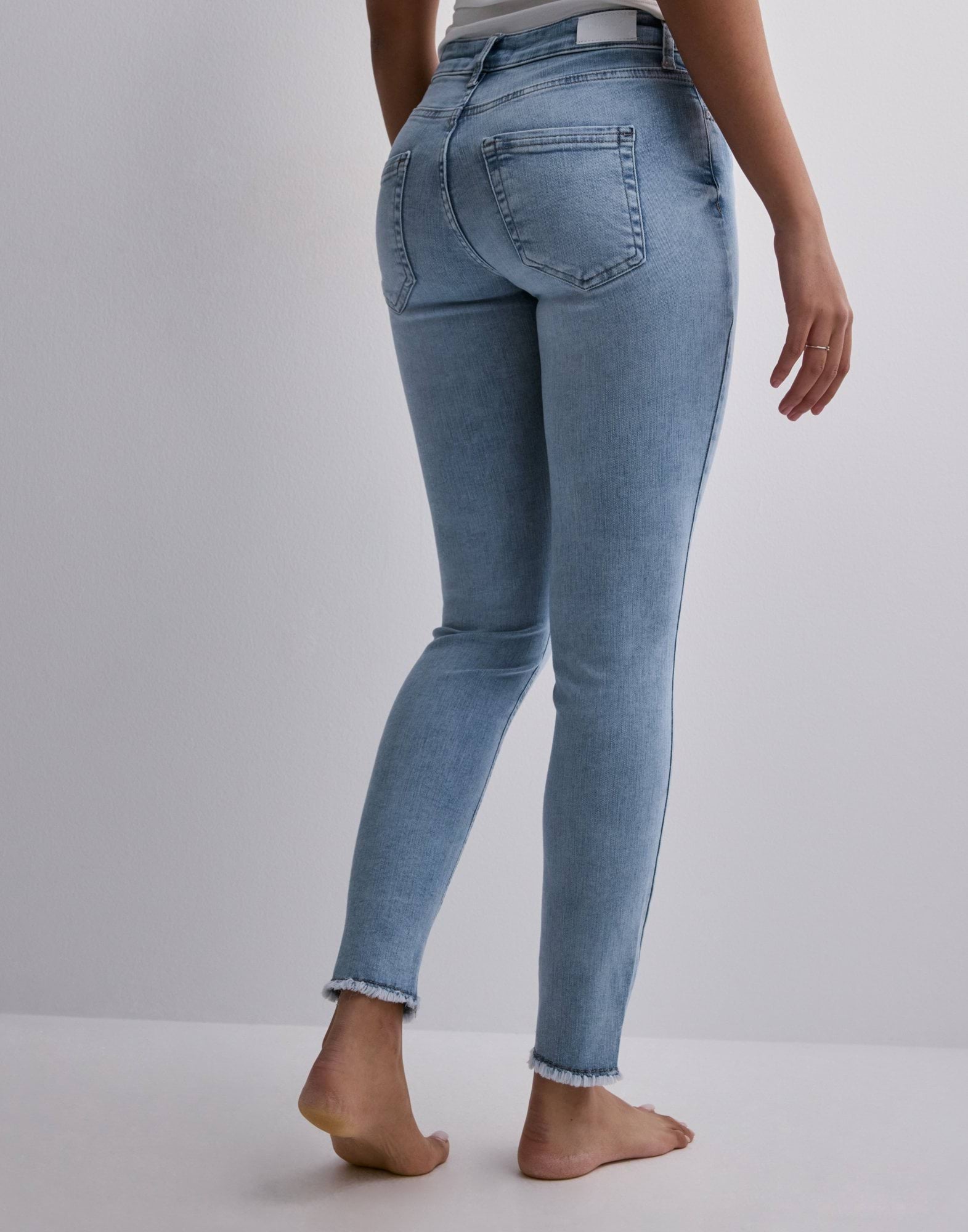 Bestseller / Damen-Jeans / ONLBLUSH MID SK DNM REA1099 NOOS