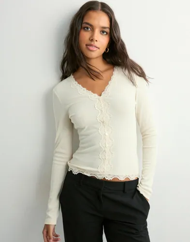 ONLY Onlenea L/S Lace Mix Placket Top Jr blusar dam – bild 2