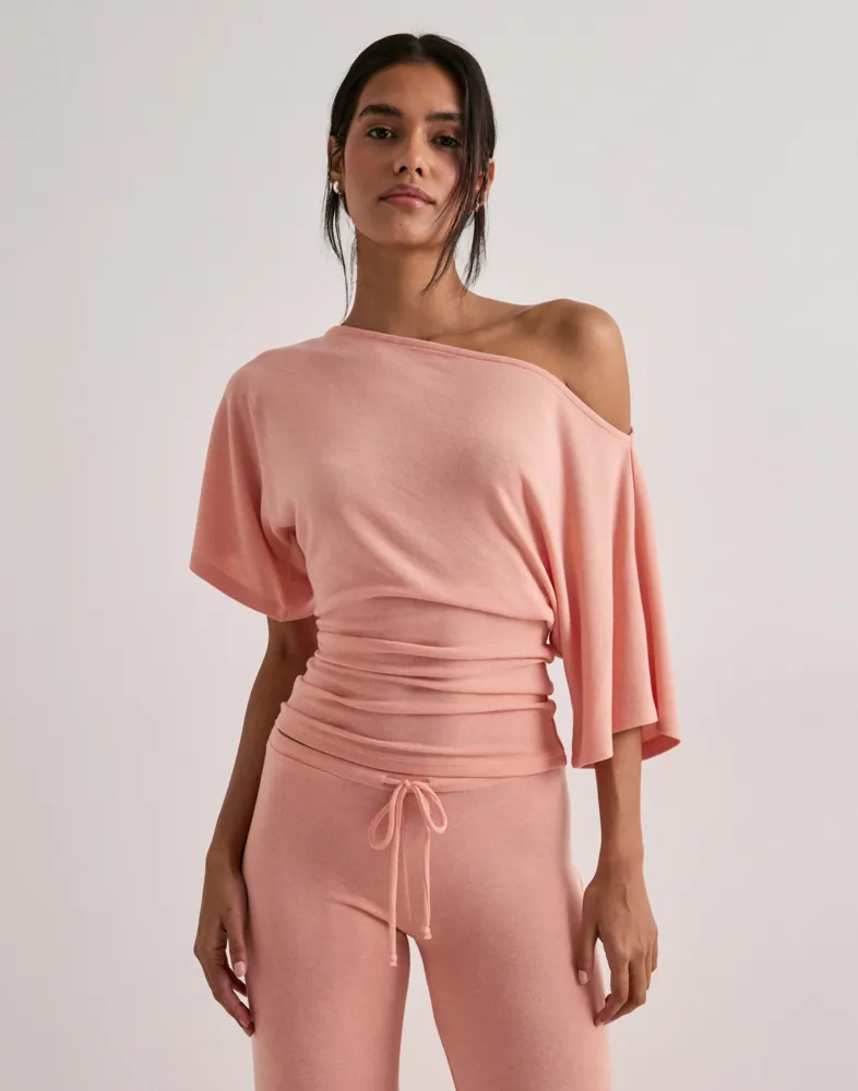 My Chill Shoulder Top