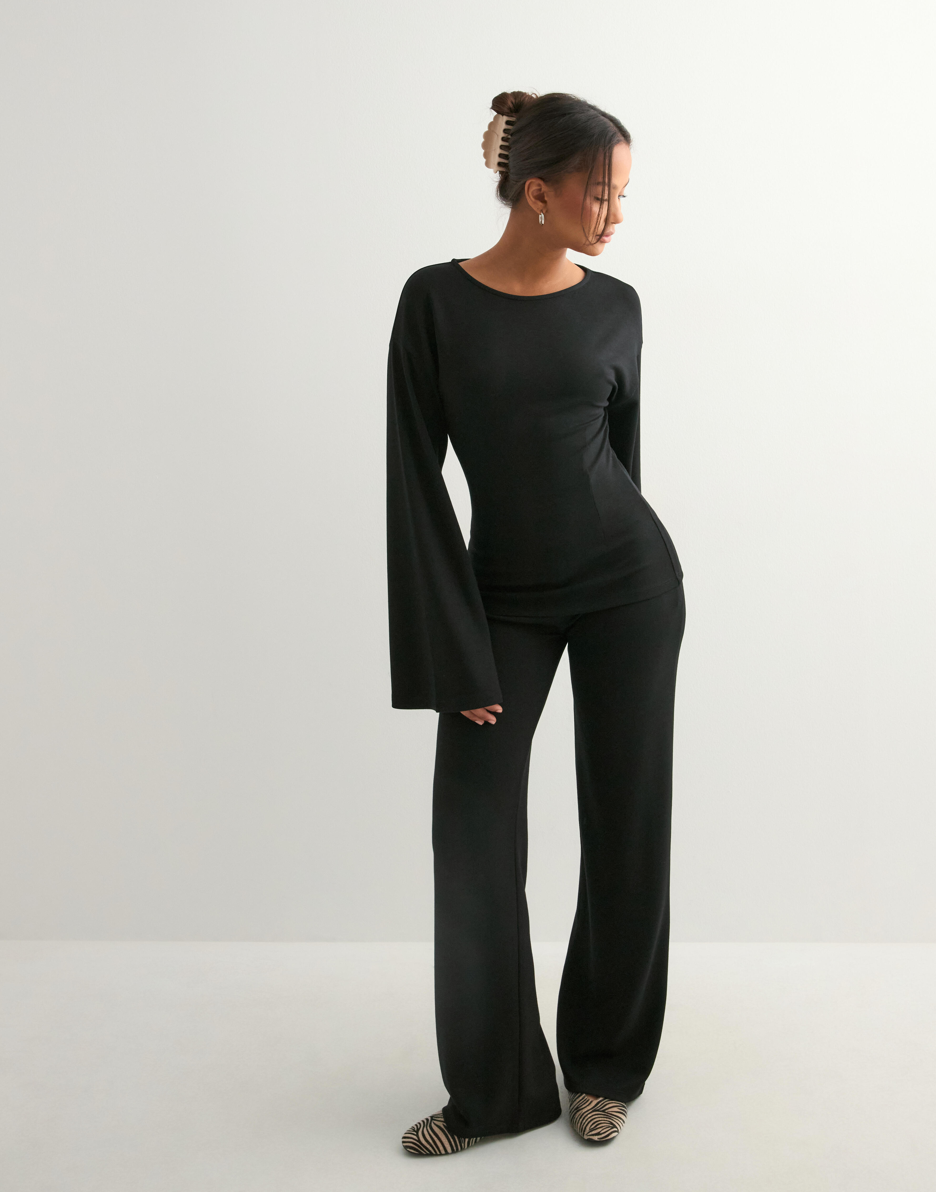 Wide Sleeve Sweatshirt