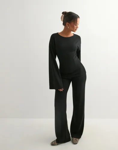 Nelly - Sort - Luxury Wide Sleeve Sweat