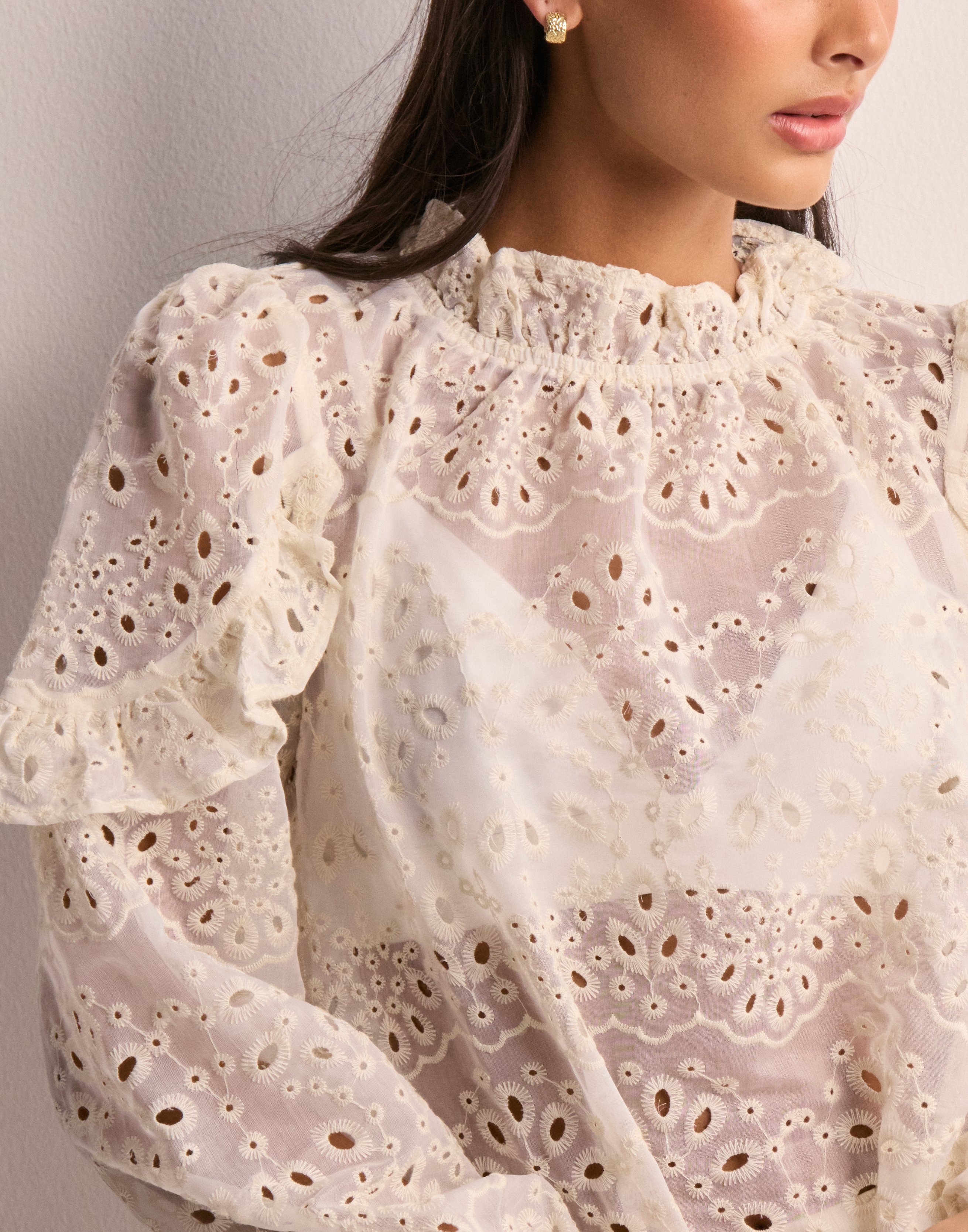 Neo Noir - Amara Jacquard Dot Blouse 164320 - Wine