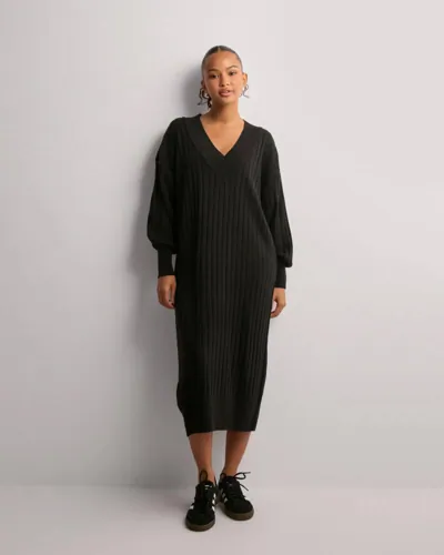 Only - Sort - Onlnew Tessa L/S Midi V Dress Knt N