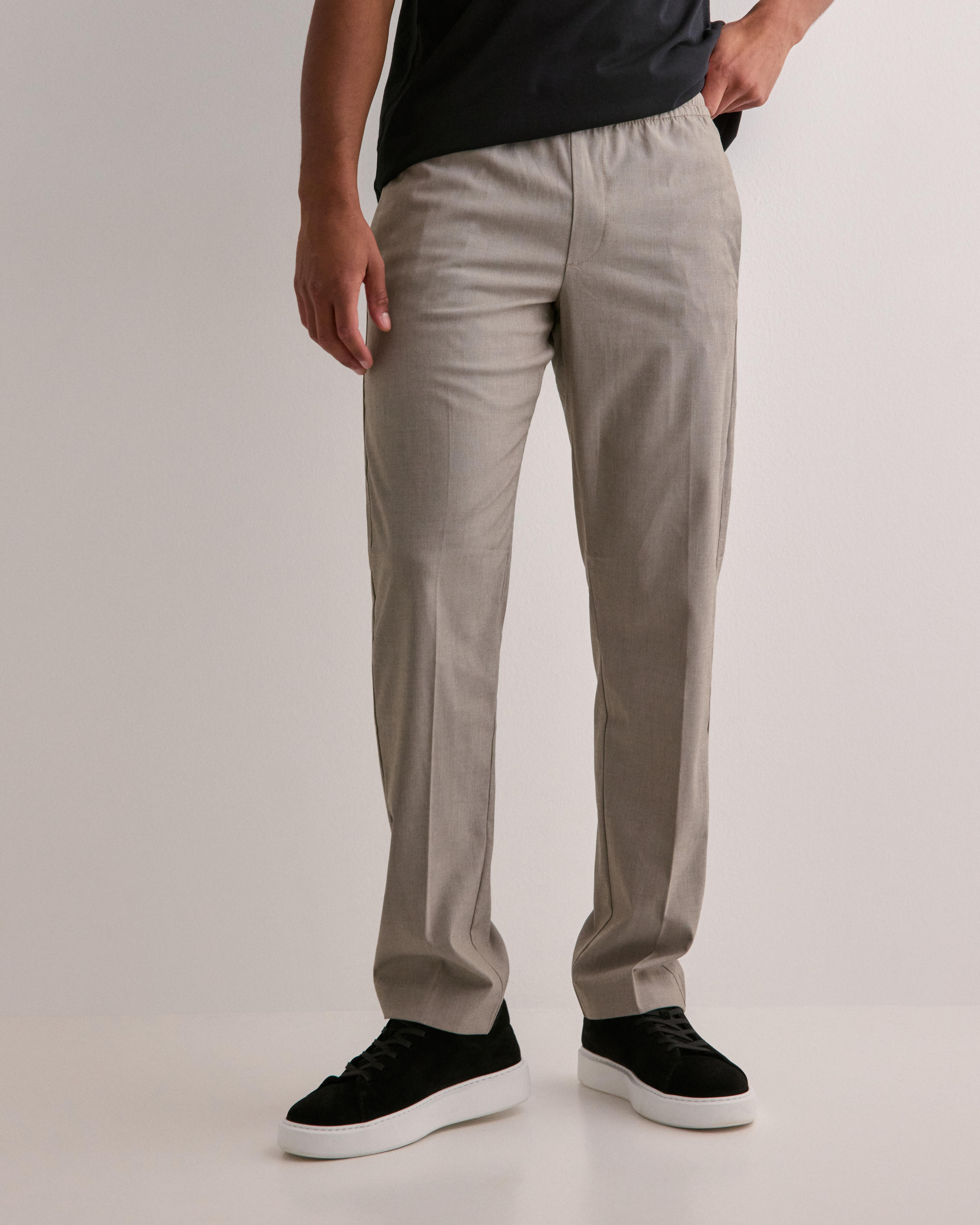 トップス gadidanoniem JOHN/BLACK gadidanoniem JOHN/BLACK （GADID ANONIEM JOHN / BLACK トップス）