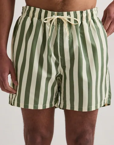 Selected mönstrade badshorts i grönt