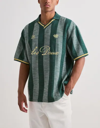 Les Deux Stripe Jacquard Football Jerse Kortärmad piké Grön