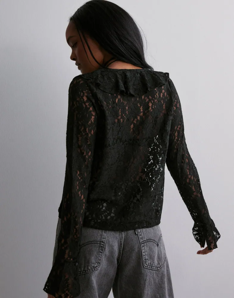 Anika Lace Trimmed Boater in Black Anika Lace Trimmed Boater in Black