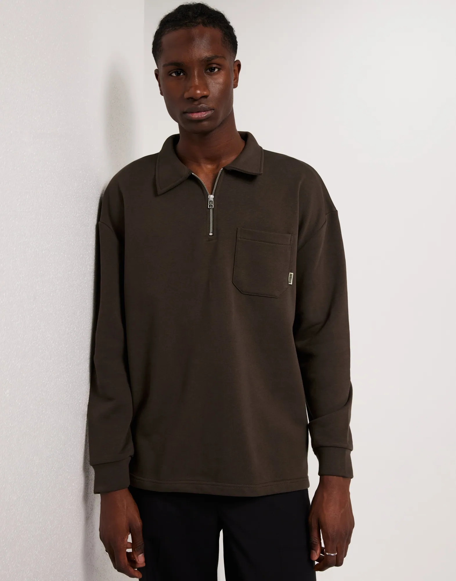 WBDom Half-Zip Sweat