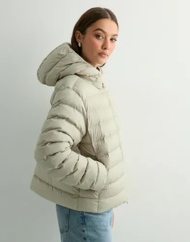 Sport Essentials Hooded Puffer Jacket 3