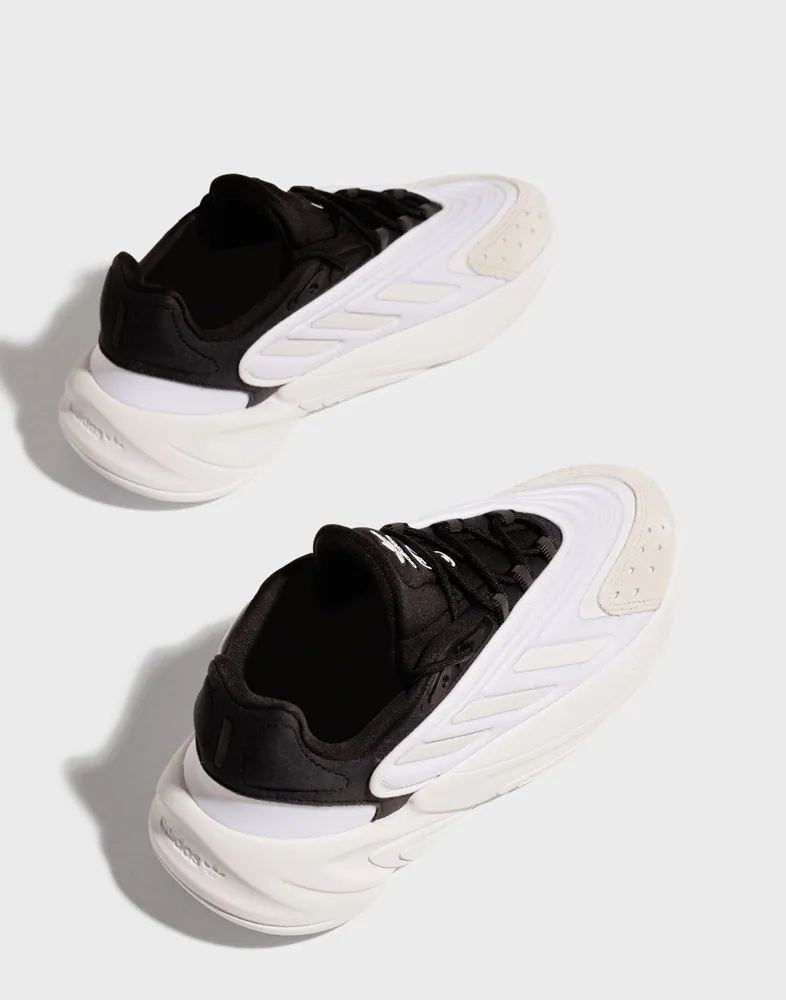 Buy Adidas Originals OZELIA - White/Black | Nelly.com