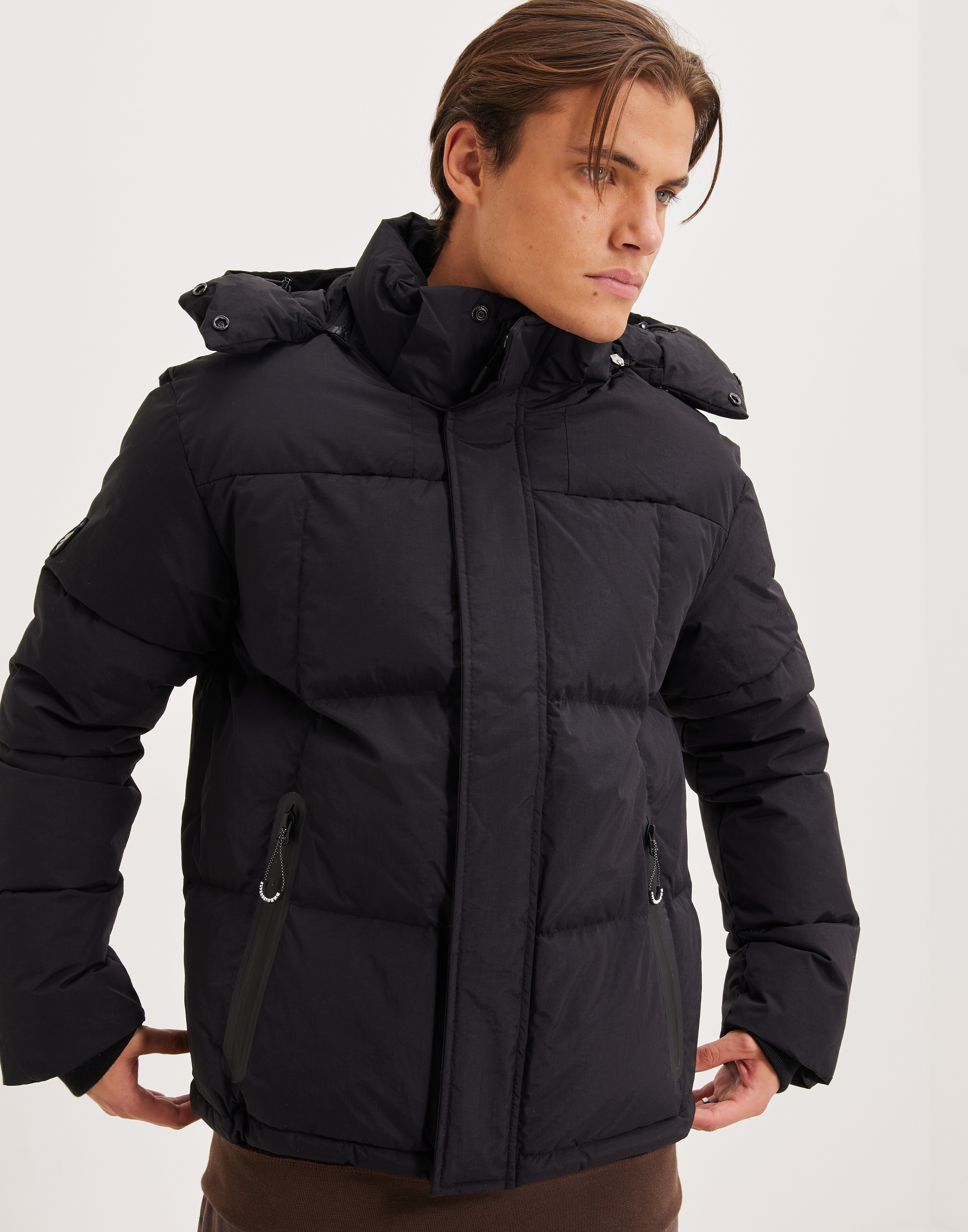 Buy Superdry CODE MTN SPORT EXPLORER JKT - Black | NLYMAN