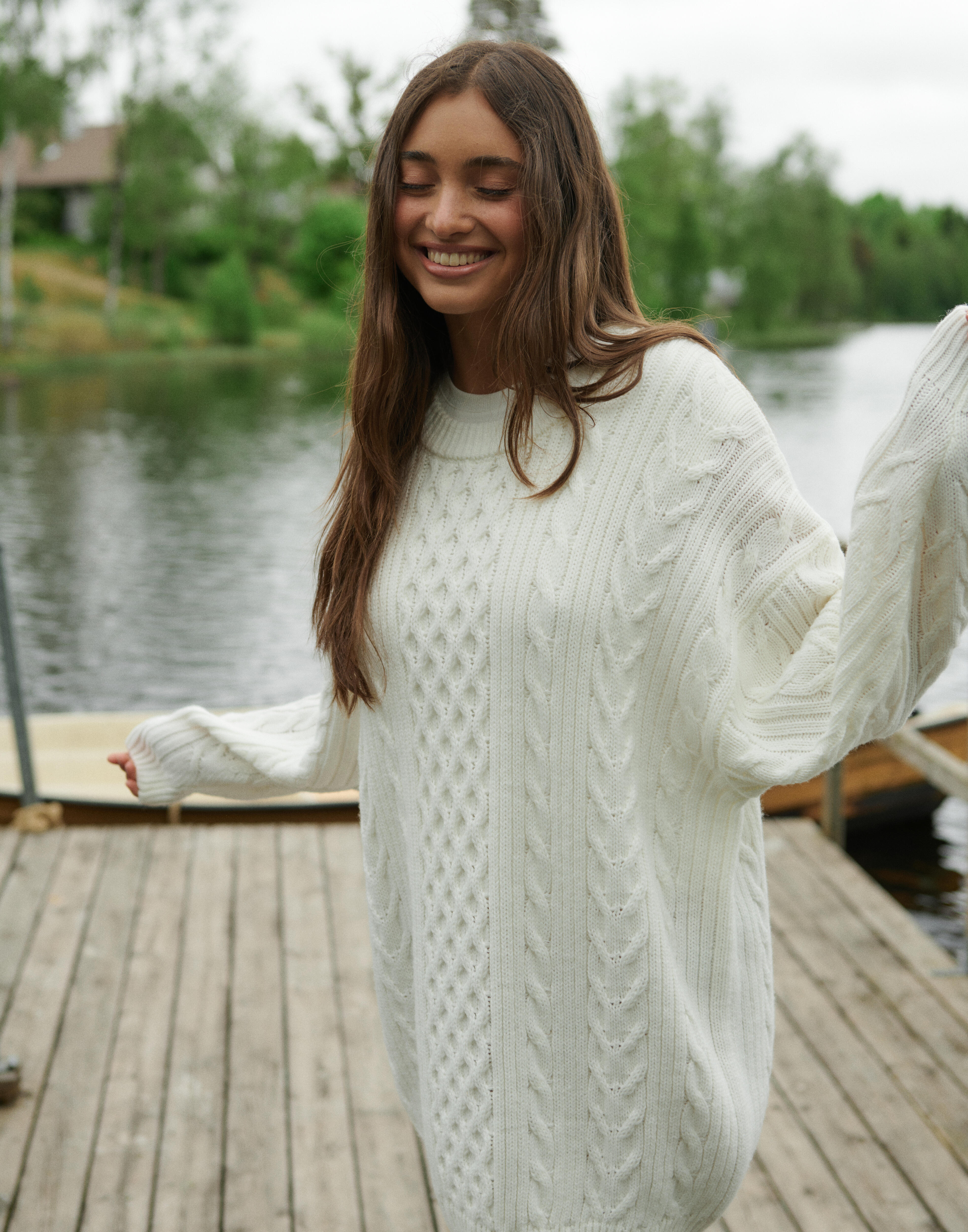 Nelly - Hvid - Oversized Cable Knit Sweater