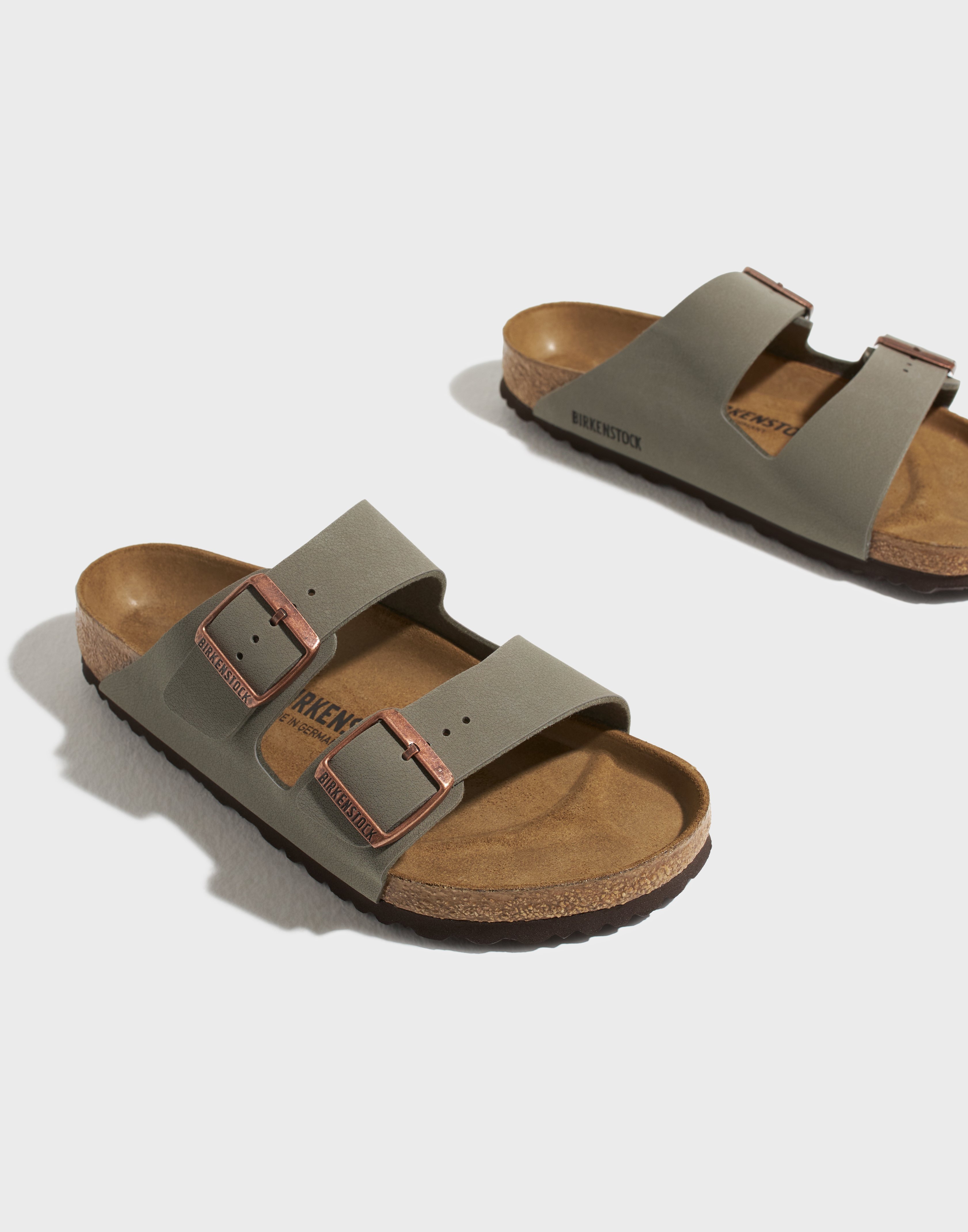 Buy Birkenstock Arizona BFBC - Stone | Nelly.com