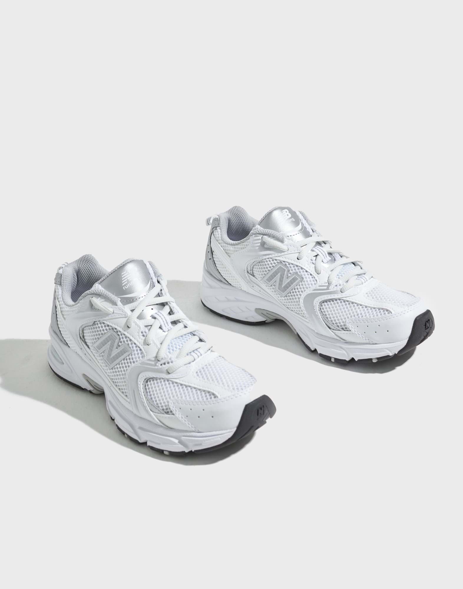 Köp New Balance MR530EMA - White | Nelly.com