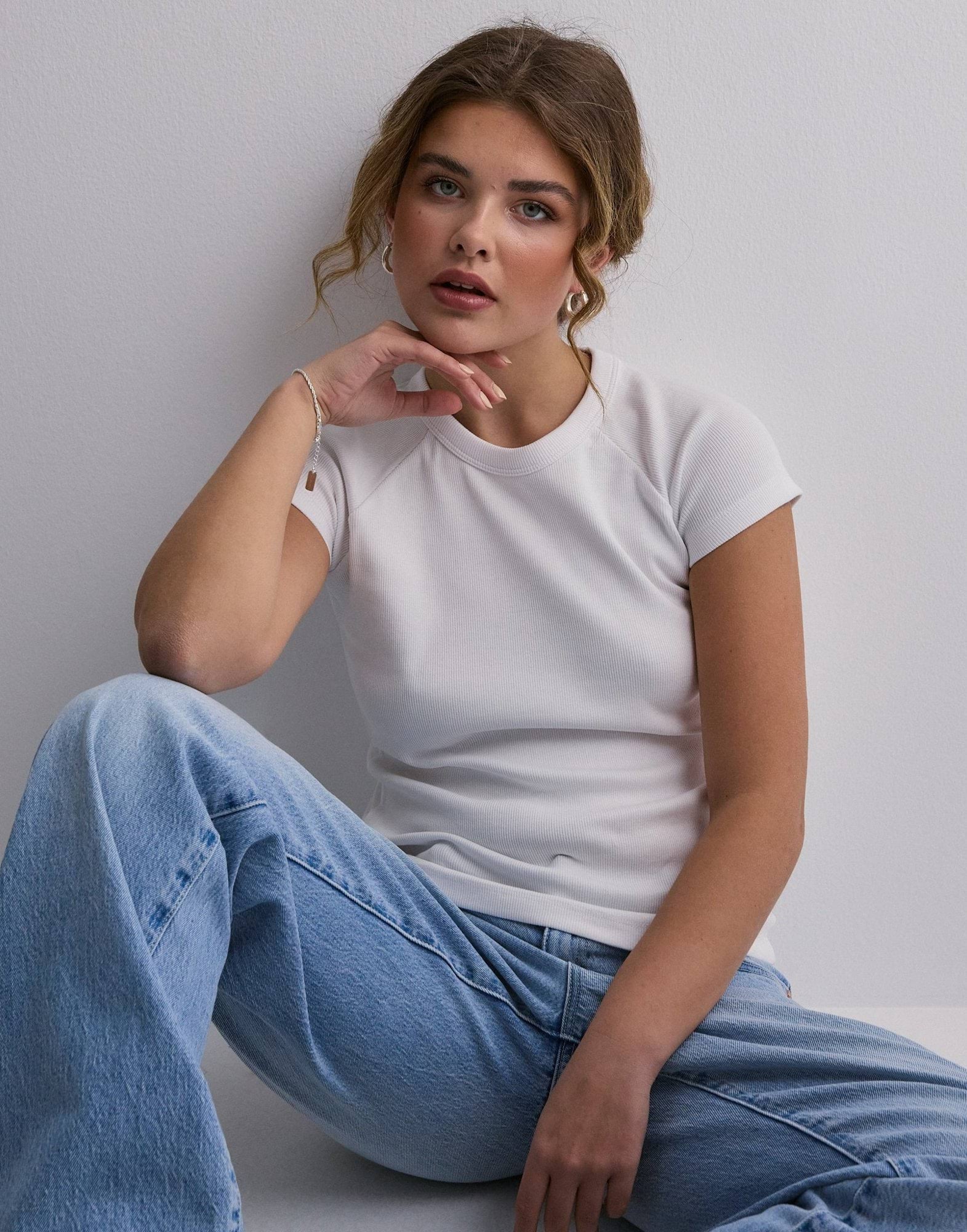 Tee Str Buy JJXX JXFRIEND STR SS RIB TEE JRS NOOS - Bright White | Nelly.com