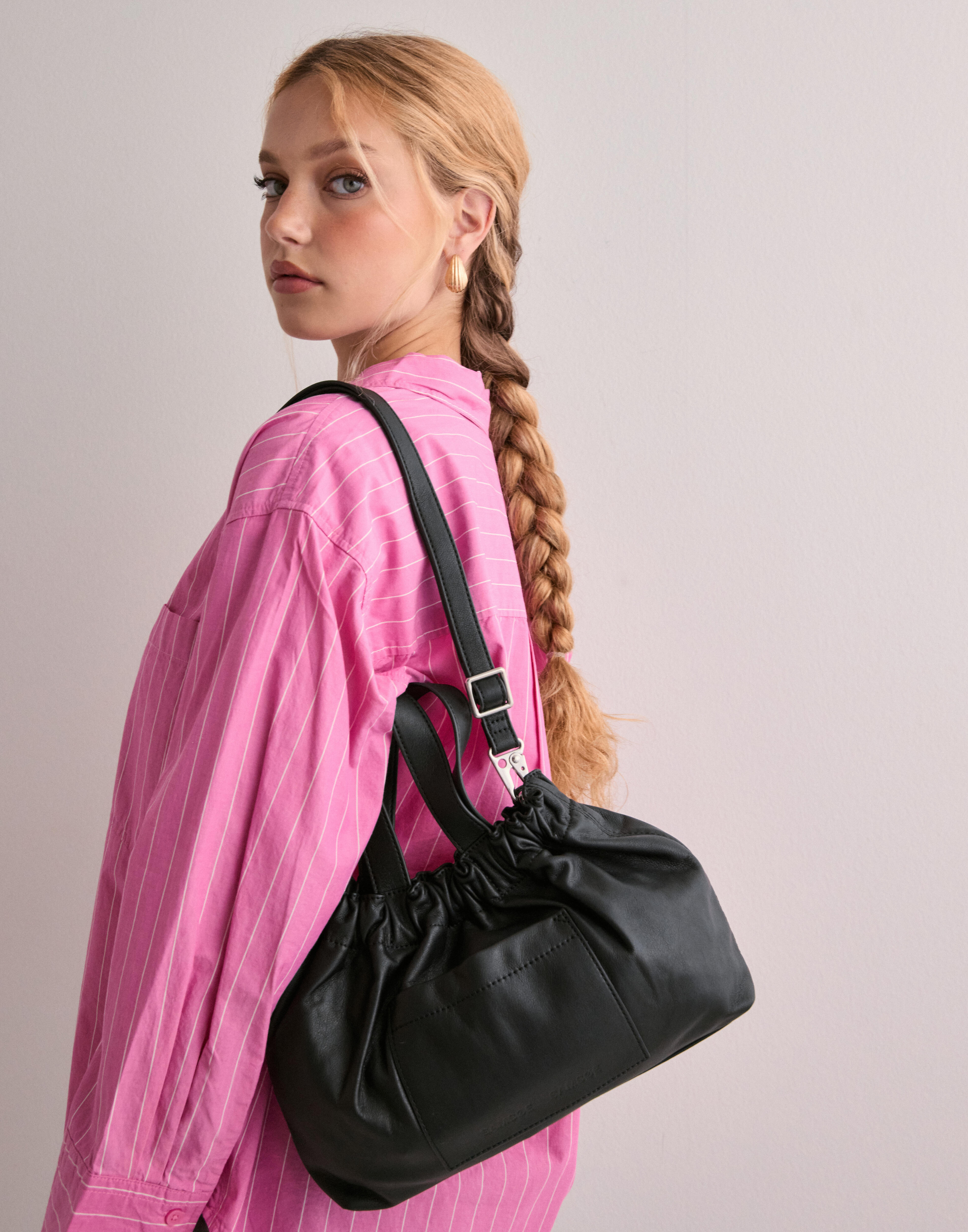 Buy Samsøe Samsøe Saemmi midi bag 15683 - Black | Nelly.com
