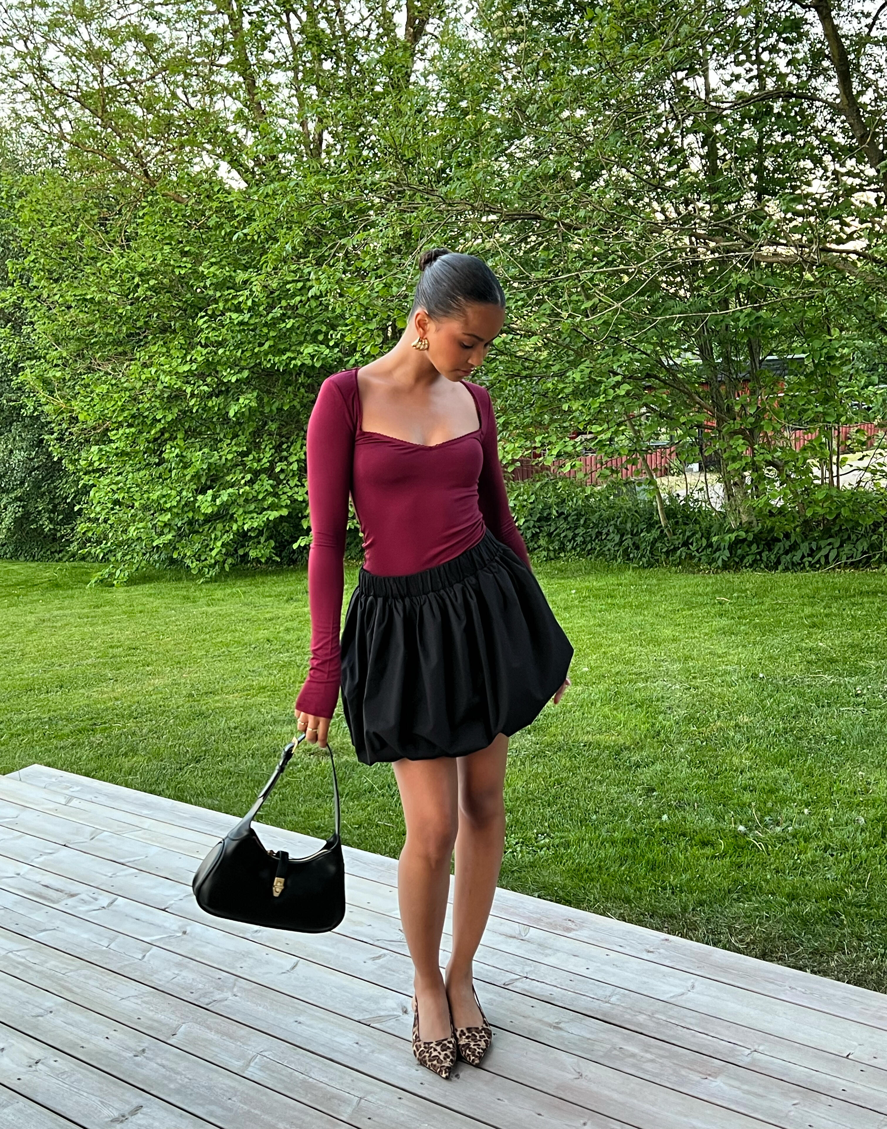 Romance Shape Long-Sleeve Top