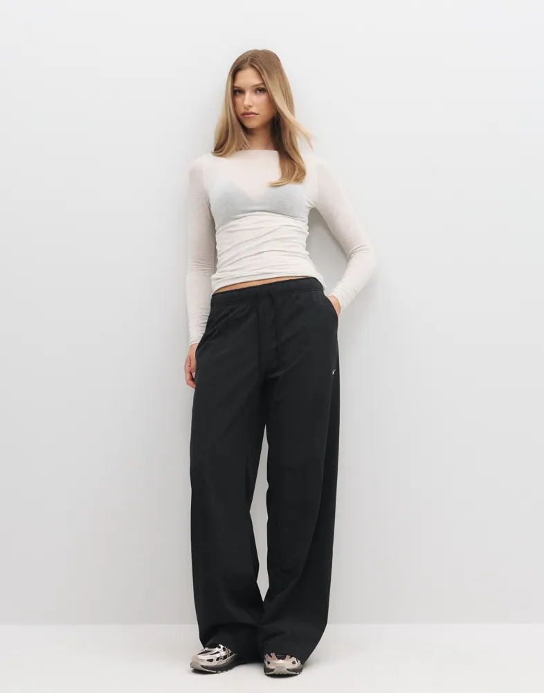 NIKE W Nk One Df Wvn Wide Leg byxor dam – bild 3