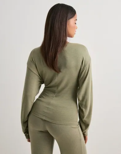 My Chill Boatneck Sweat 3