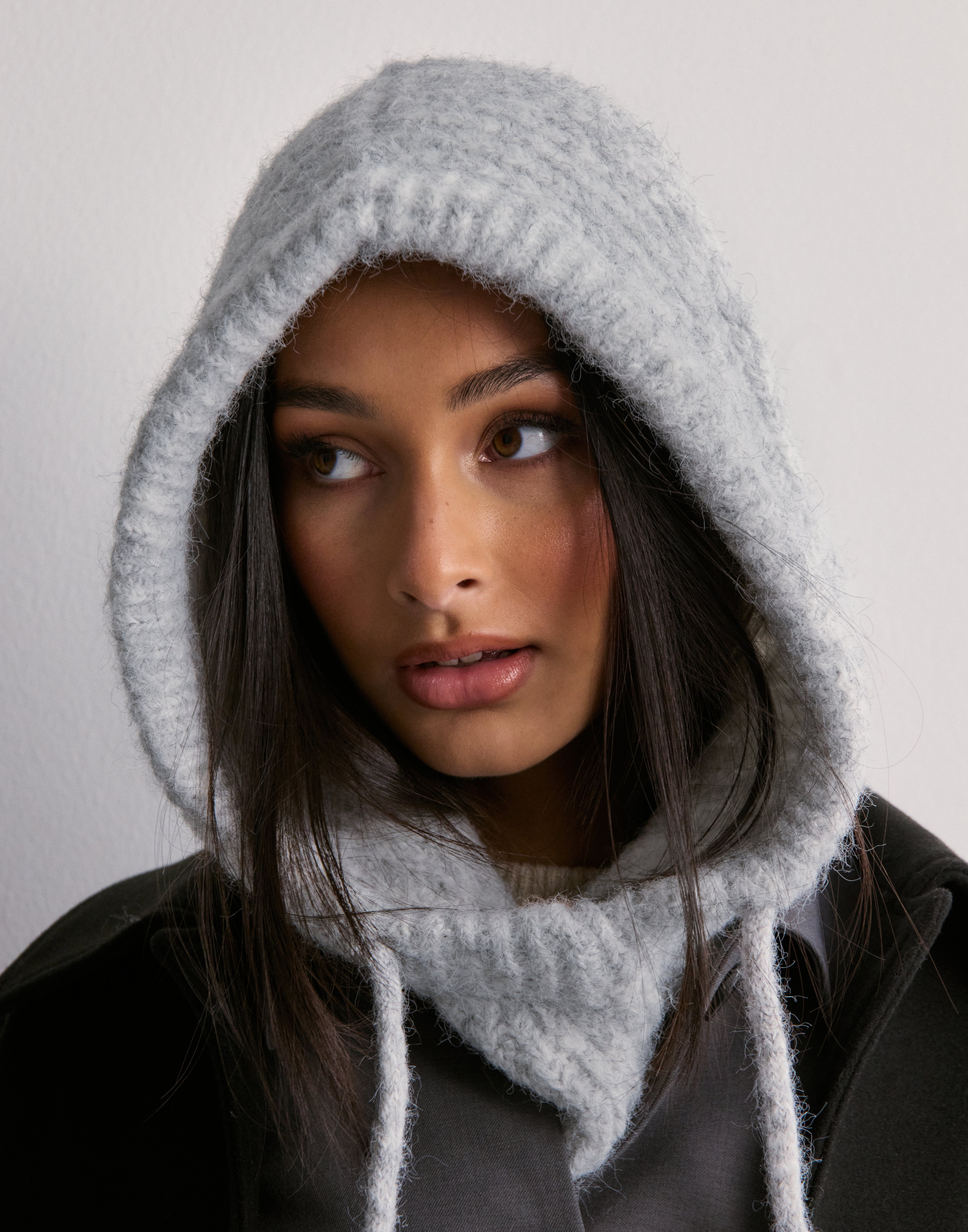 249567-6SAL_01.jpg