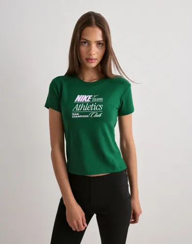 Nike - Grøn - W Nsw Chll Knt Mdcrp Vrb17 Tee