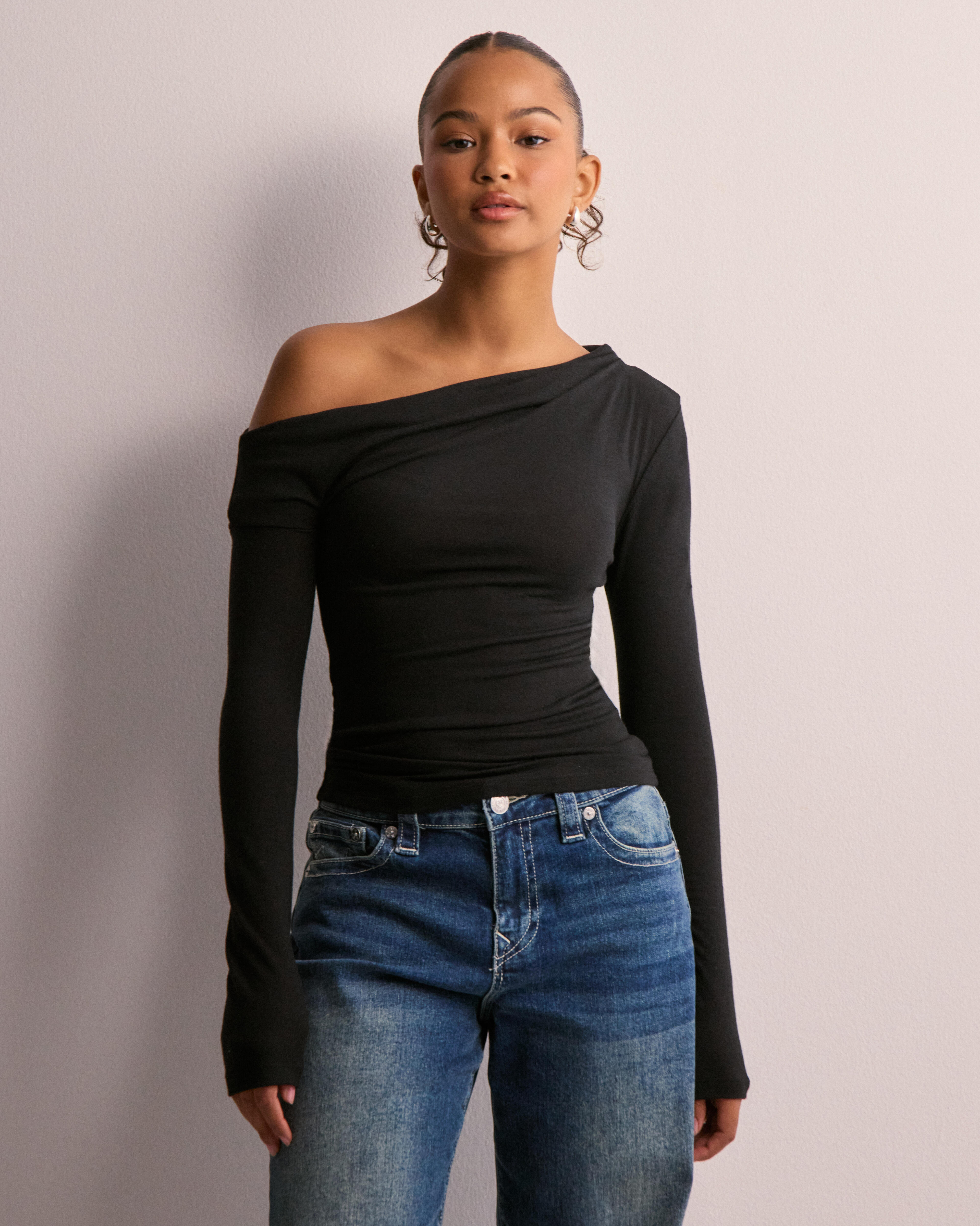 Buy Nelly Lace Off Shoulder Body Black Nelly