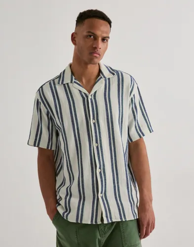 Jorcoba Stripe Resort Shirt Ss Sn Randiga skjortor