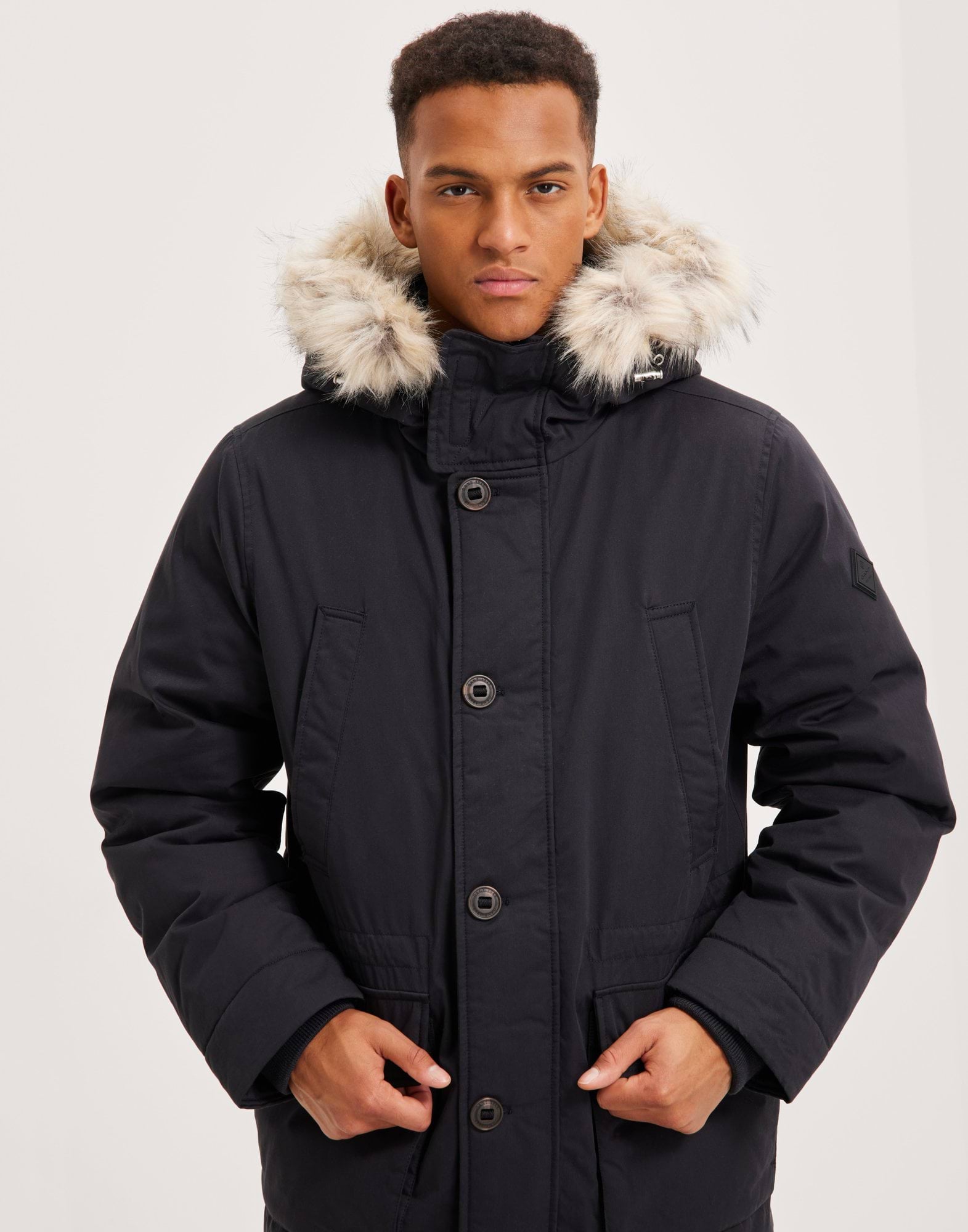 D2. WINTER PARKA