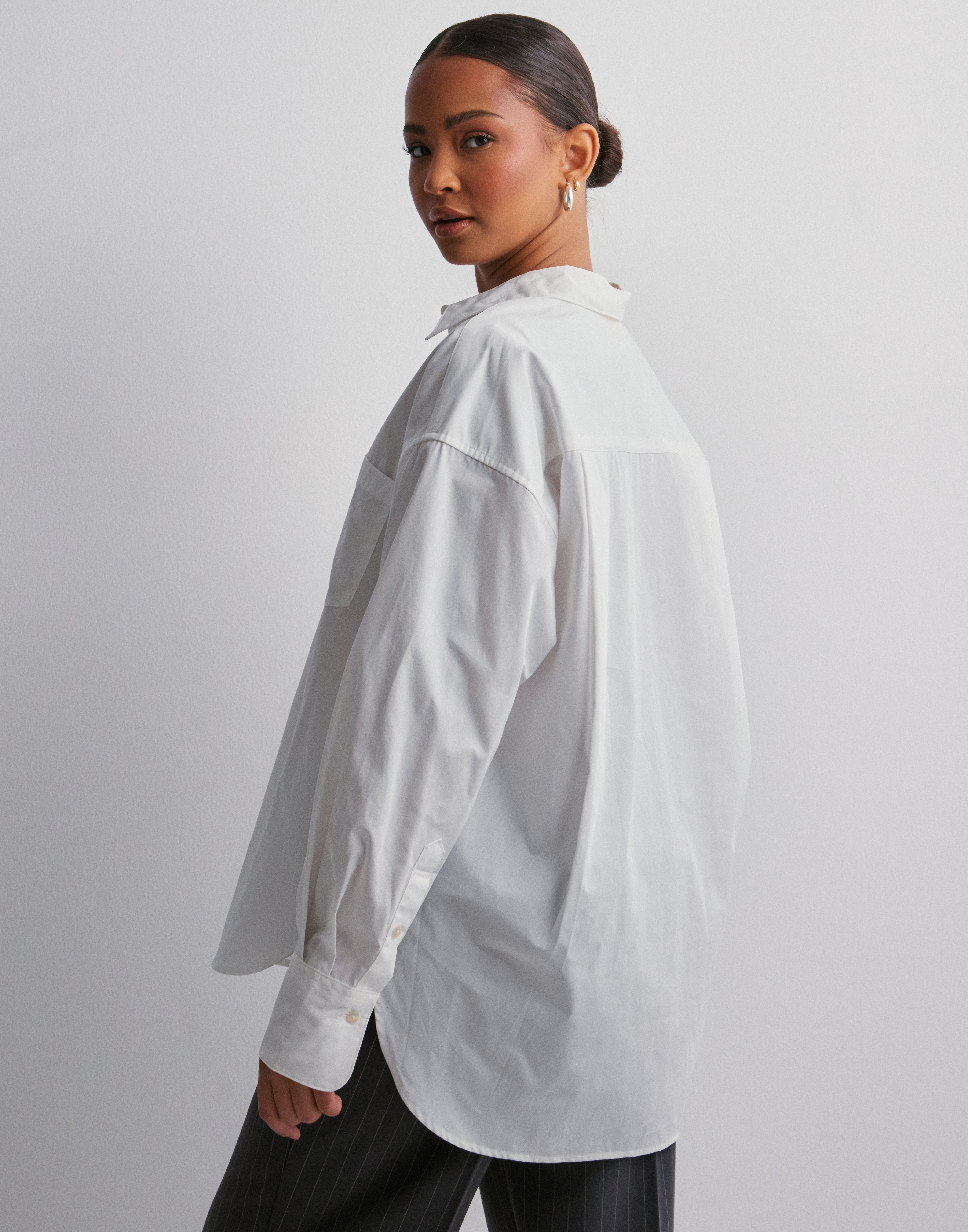Buy JJXX JXJAMIE LS RELAXED POPLIN SHIRT WVN - White | Nelly.com