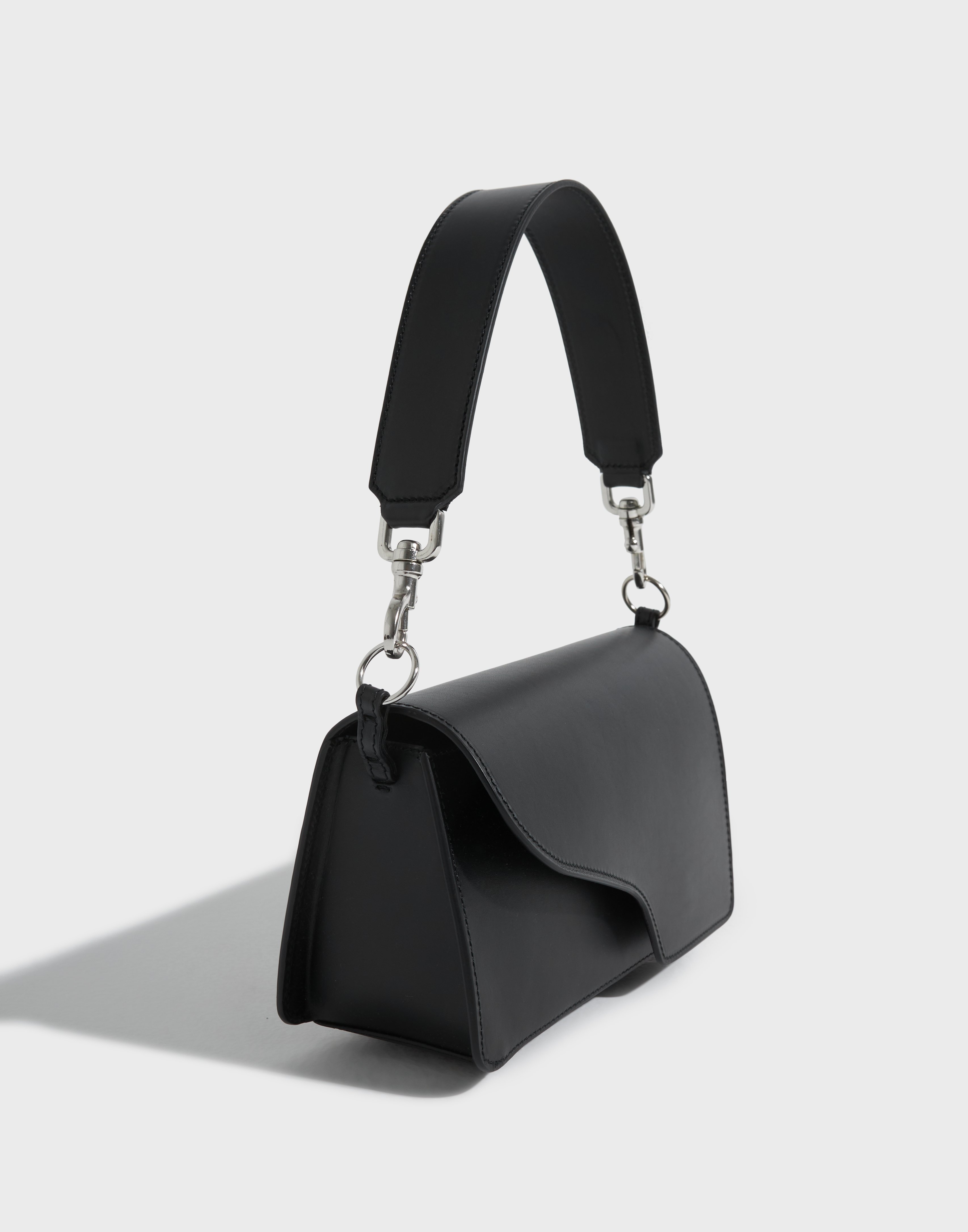 Buy ATP ATELIER Assisi Leather Shoulder Bag - Black/Silver | Nelly.com