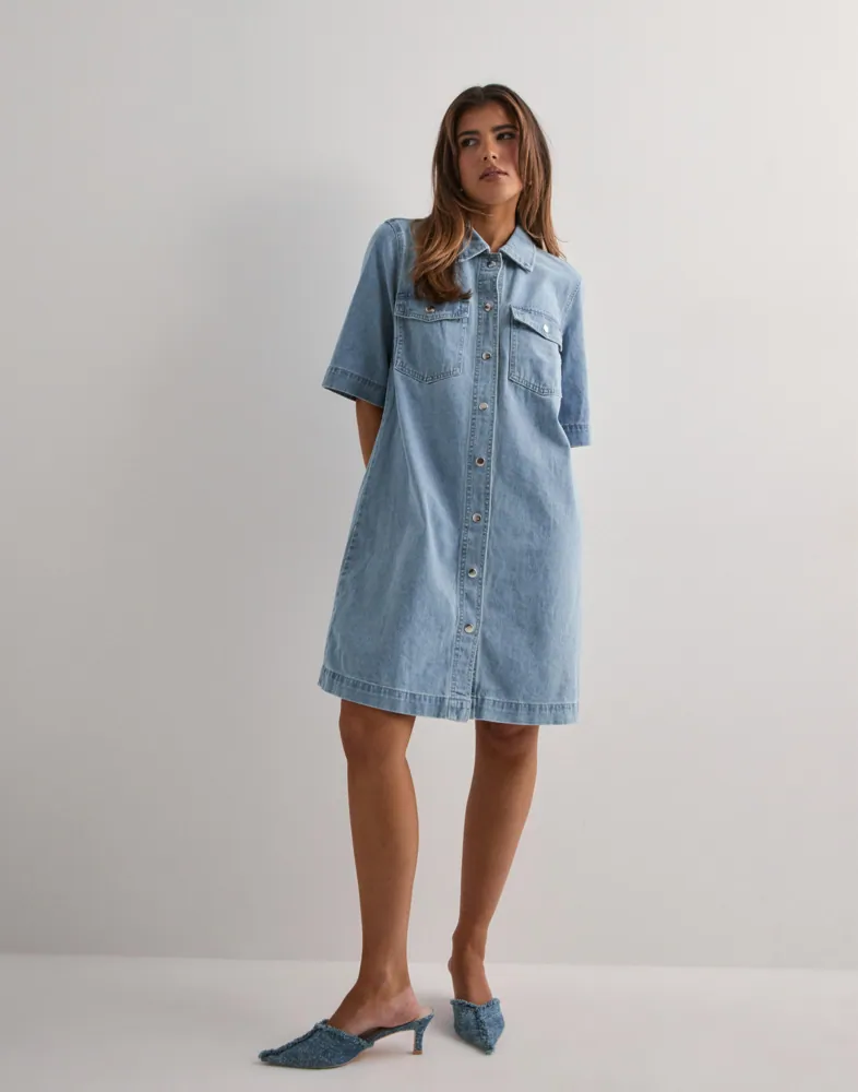 Buy Only ONLBELLE S/S BUTTON DRESS DNM GUA N Light Blue Denim