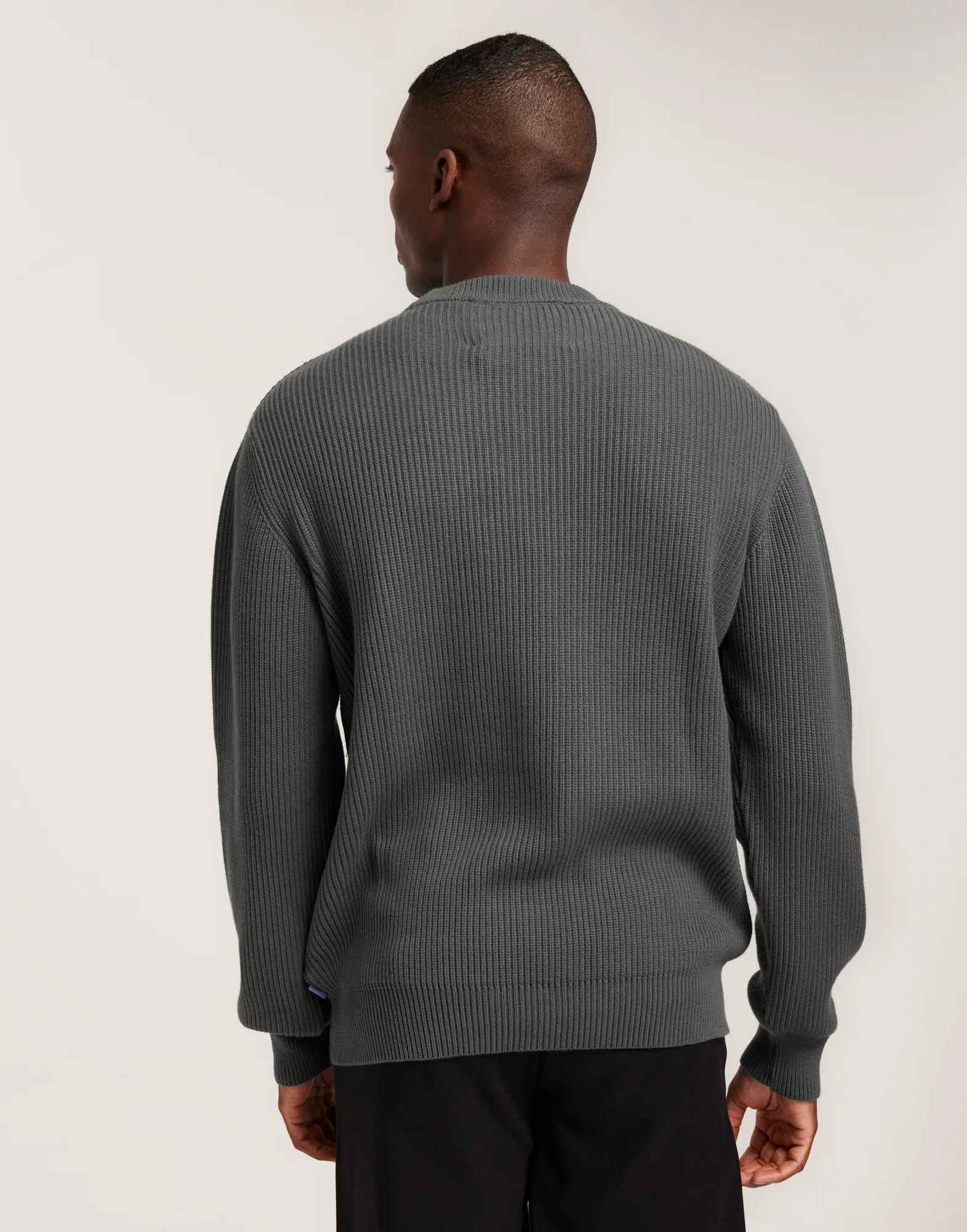 Round Neck Knit