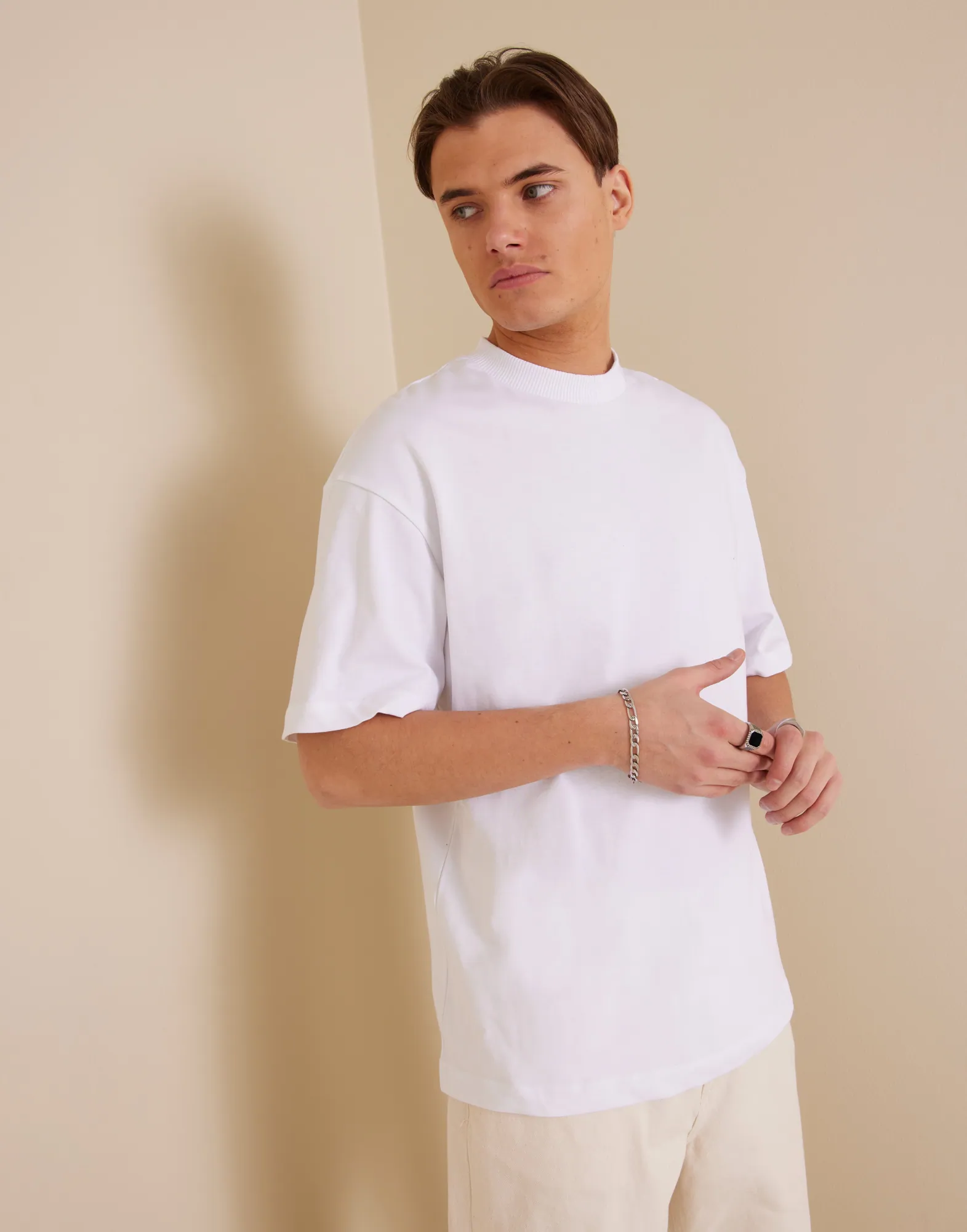 JPRBLAKAM CLEAN SS TEE CREW NECK NO