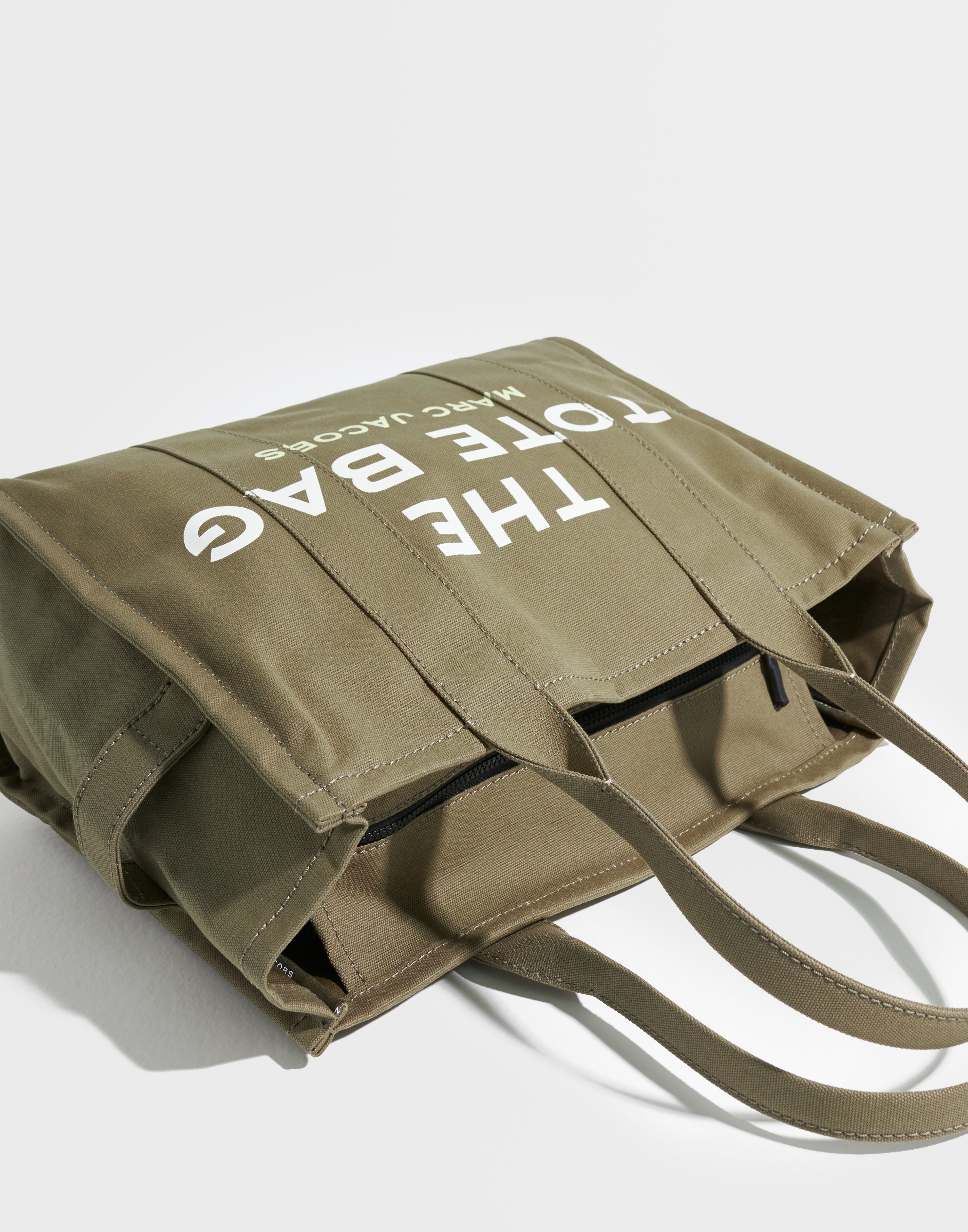 Buy Marc Jacobs THE LARGE TOTE - Green | Nelly.com Buy Marc Jacobs THE LARGE TOTE - Green | Nelly.com