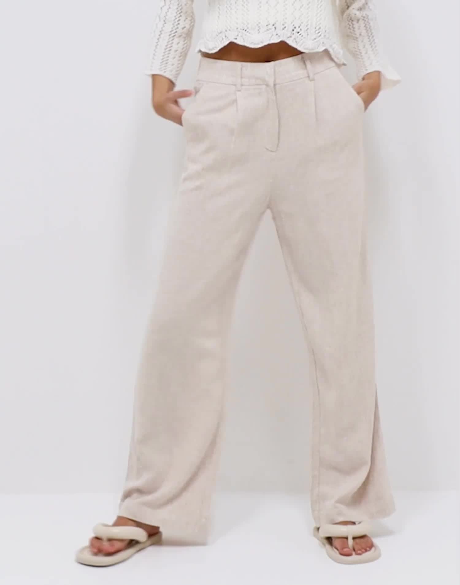Stradivarius - Pantaloni culotte effetto lino tonalità naturale