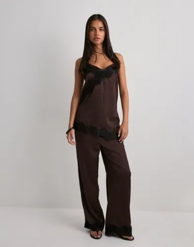 PIECES Pcariel Hw Wide Lace Pants D2D Pp cargobyxor dam – bild 3
