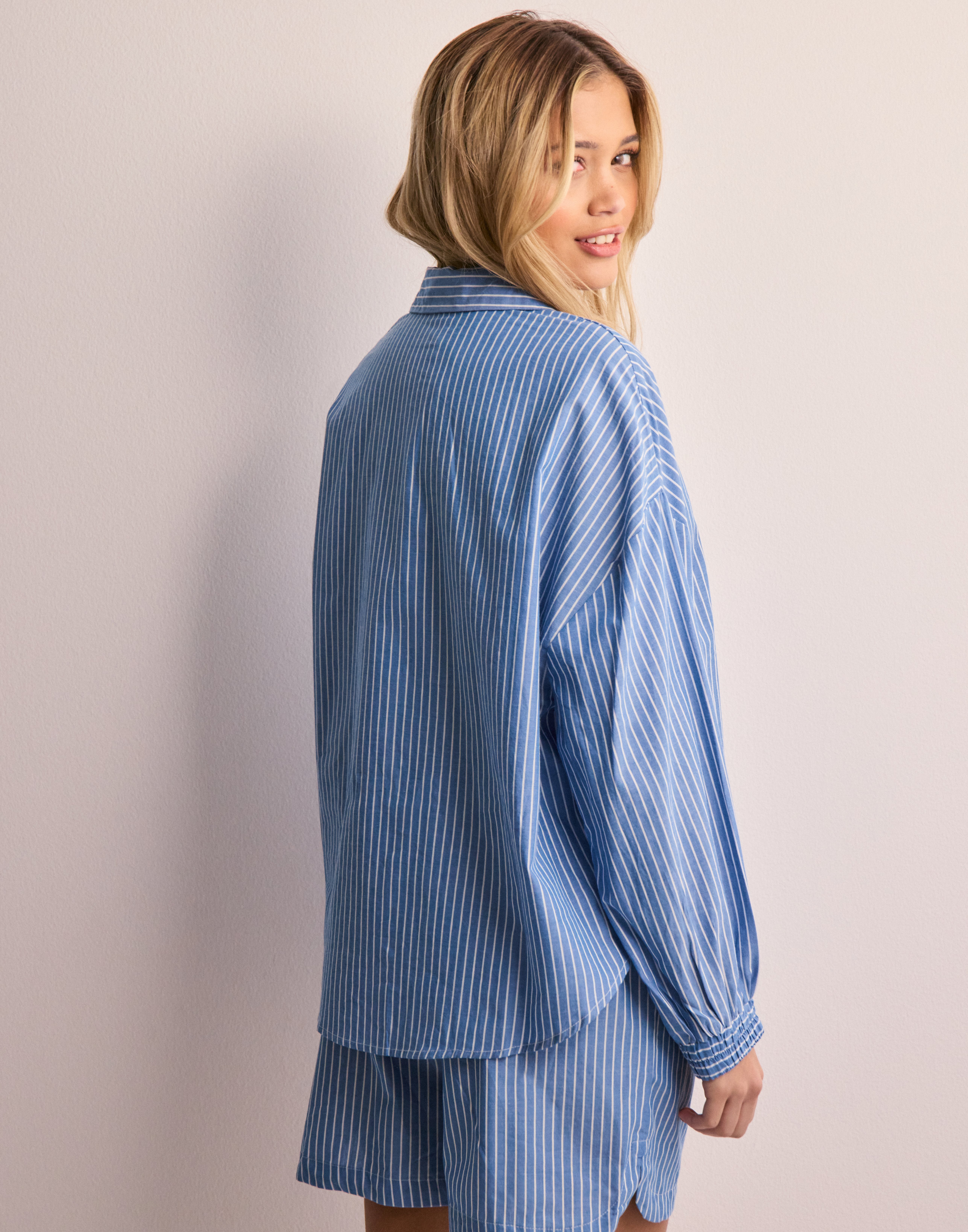 Buy Only ONLARJA L/S STRIPE SHIRT WVN NOOS - Infinity Cd