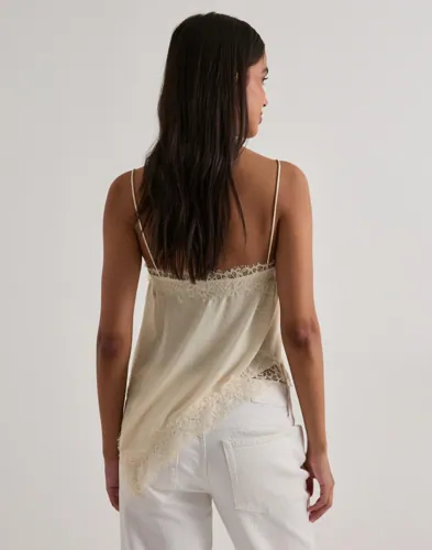 Nelly Sassy Lace Singlet linnen dam – bild 3