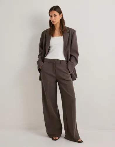 Nelly Mid Waist Wide Suit Pants kostymbyxor dam – bild 3