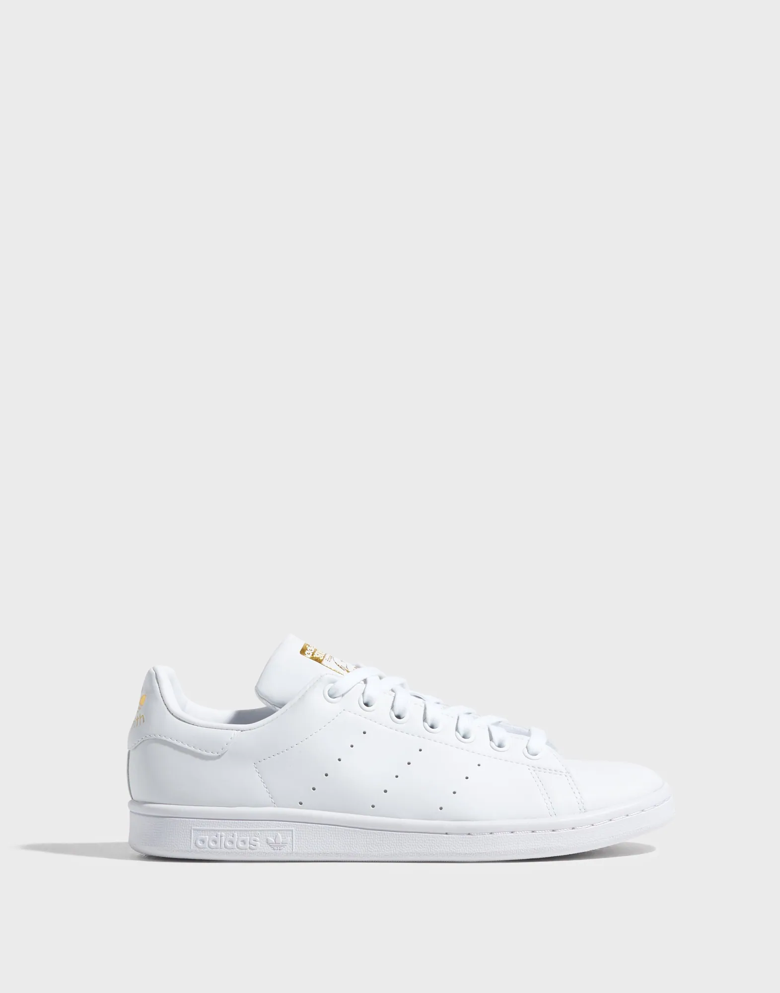 STAN SMITH