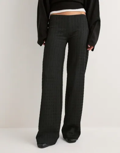 Nelly - Sort - Stunning Low Waist Structure Pants