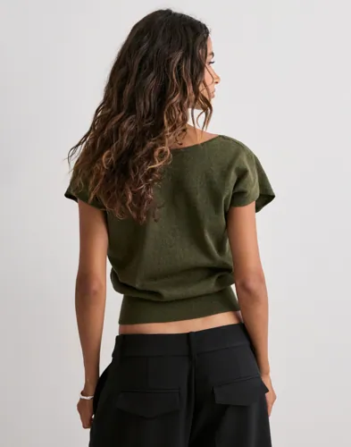 Nelly Deep Neck Knit Top toppar dam – bild 2
