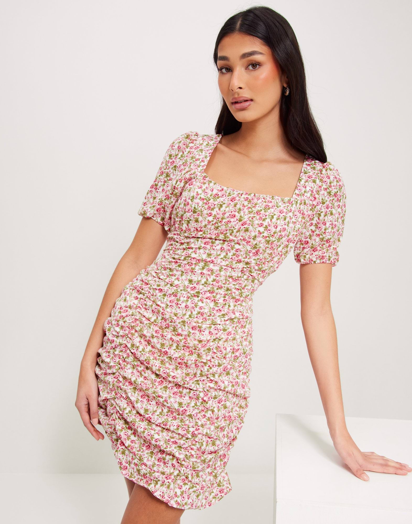 RUCHED DETAIL MILKMAID MINI DRE