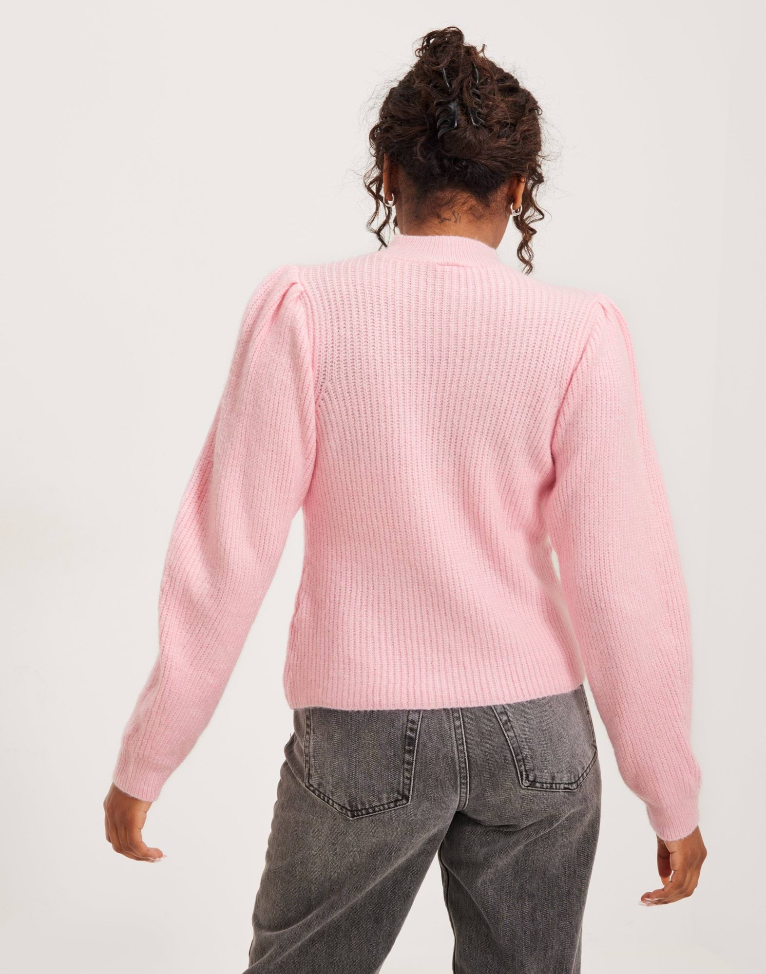 Fitted Body Knit Sweater