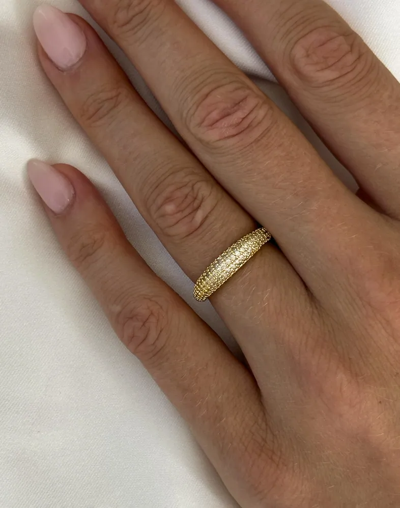 Thin Pavé Dome