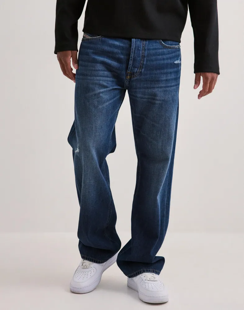 Diesel 1980 D-Eeper Straight jeans herr